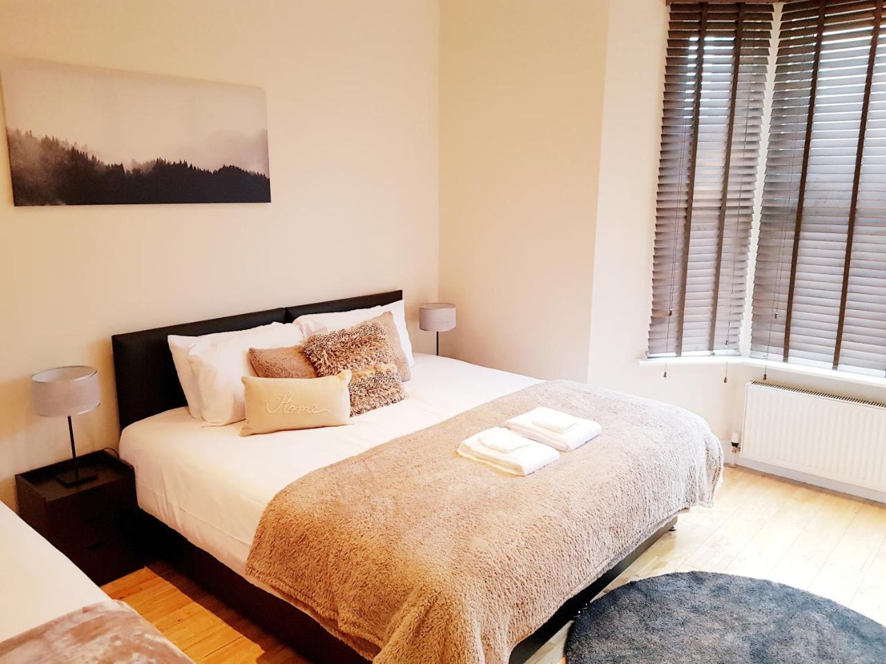 Bed and Breakfast Cogie Abode Энфилд Экстерьер фото