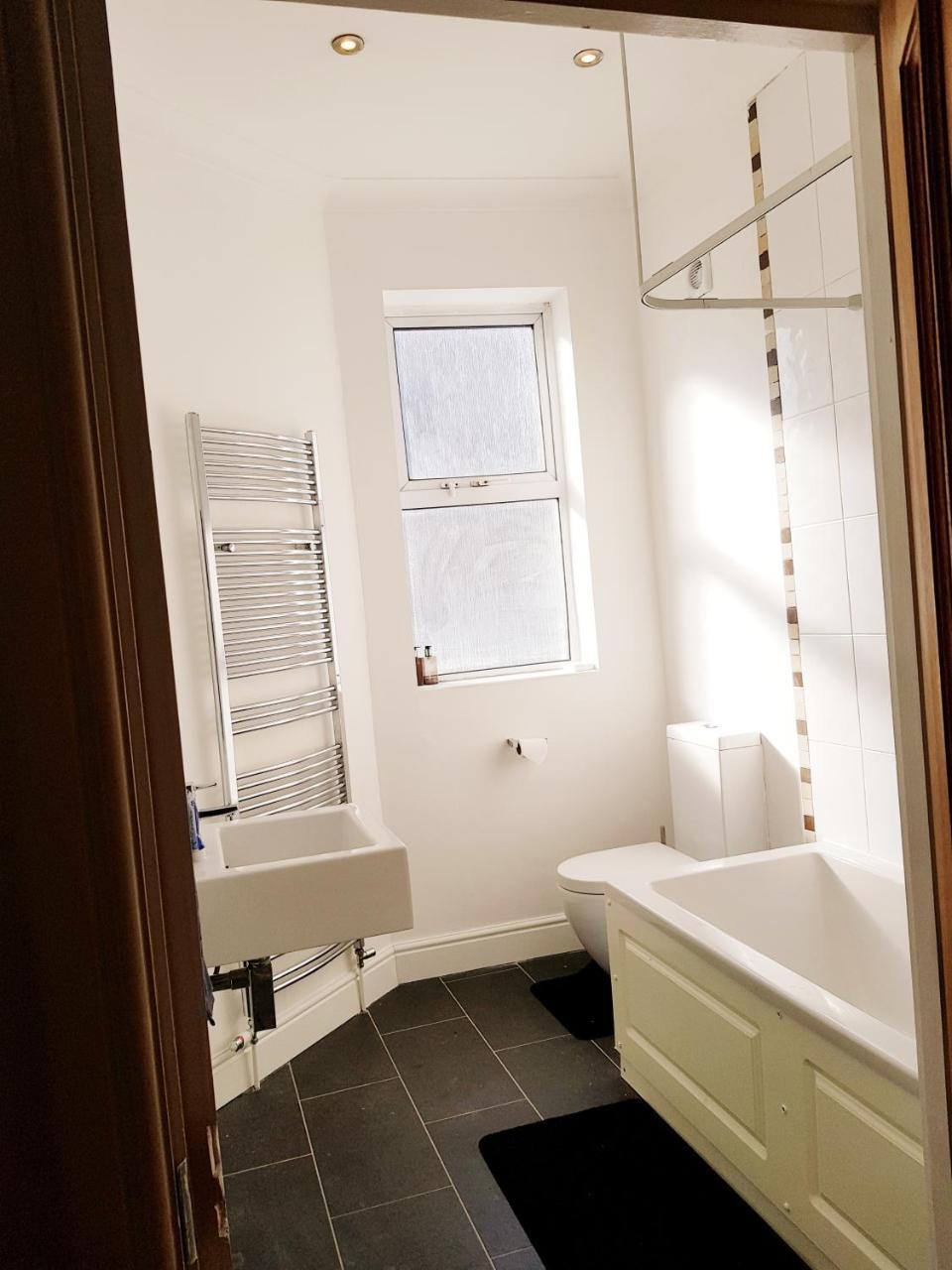 Bed and Breakfast Cogie Abode Энфилд Номер фото