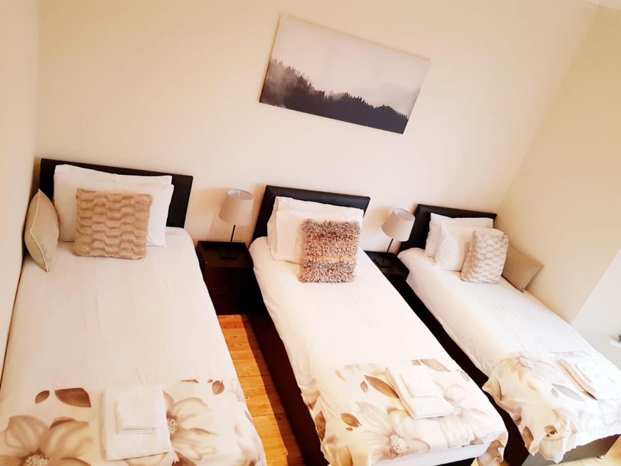 Bed and Breakfast Cogie Abode Энфилд Экстерьер фото